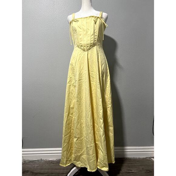 (NEW) Forever 21 One-Piece Dress - Picture 1 of 8